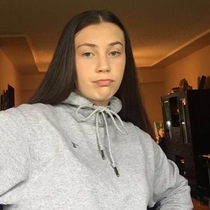 Meet your Posher, Kylee